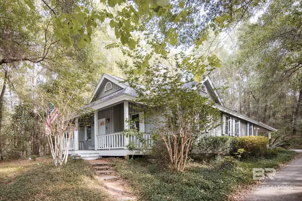 150 Donna Circle, Daphne, AL 36526
