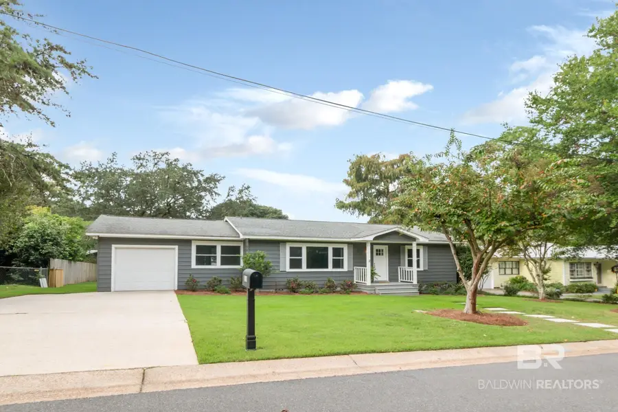 216 Pinecrest Lane, Fairhope, AL 36532 - #2