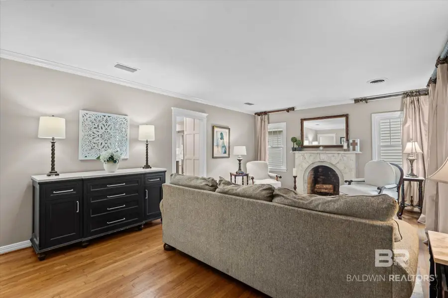 124 South Street, Mobile, AL 36606 - #3