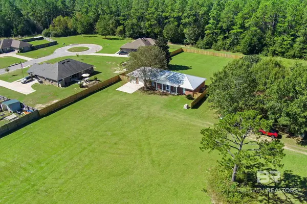 13340 Babbs Ln, Silverhill, AL 36576