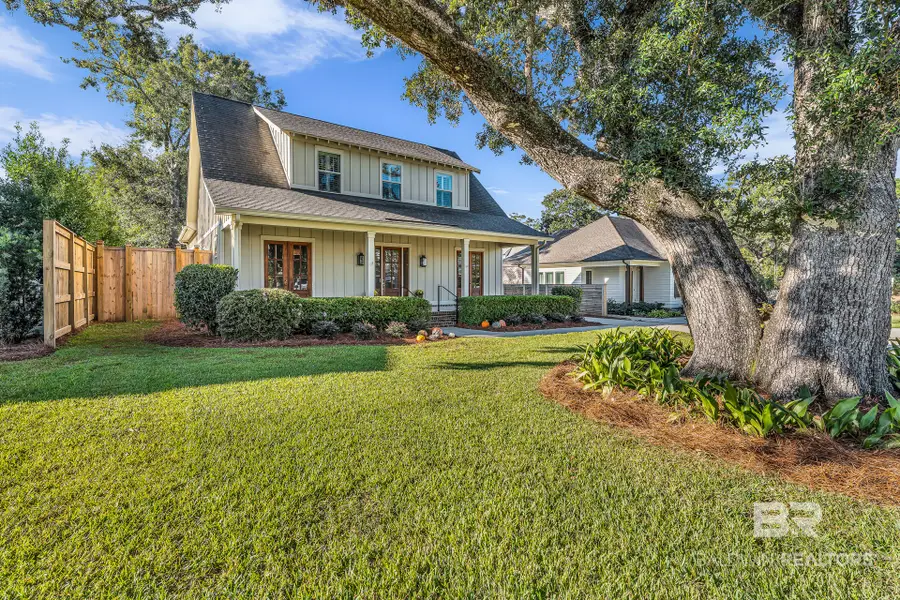 166 White Ave, Fairhope, AL 36532 - #2