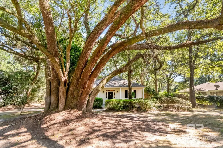 509 Dyson Street, Fairhope, AL 36532 - #3