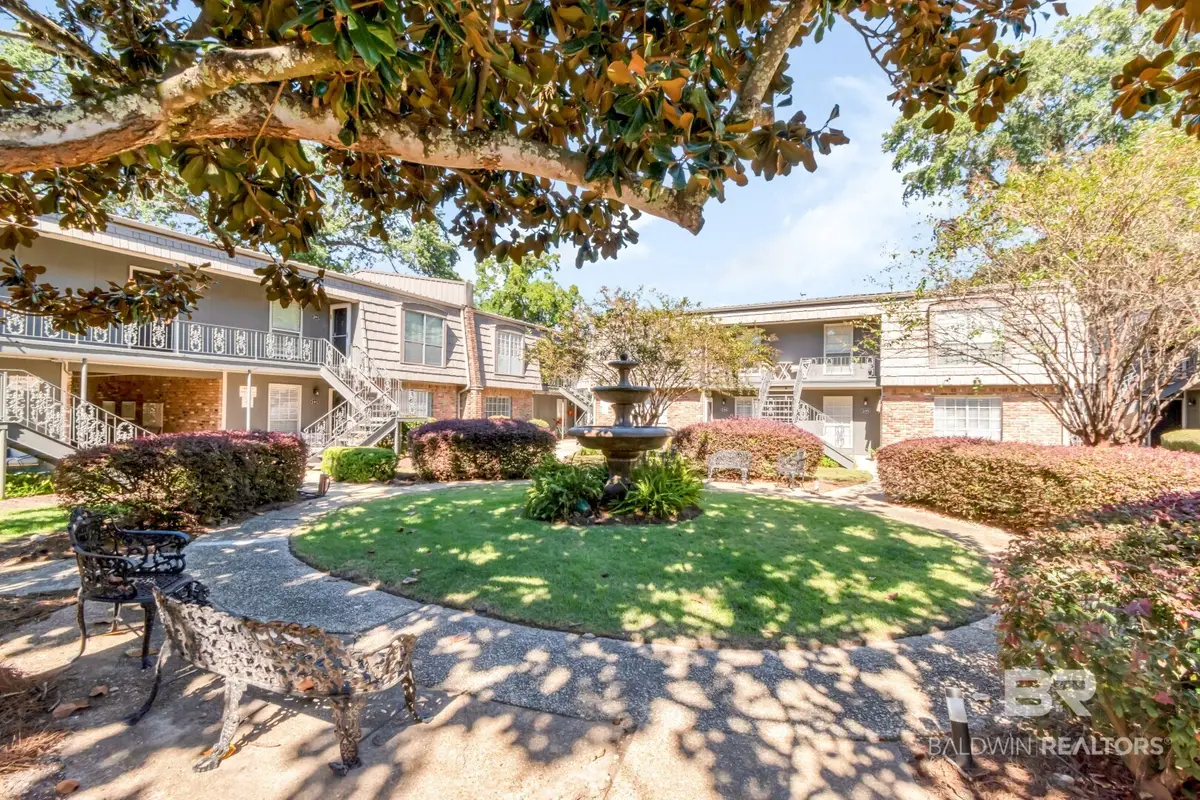 207 S Mobile Street #APT 107, Fairhope, AL 36532 - #1