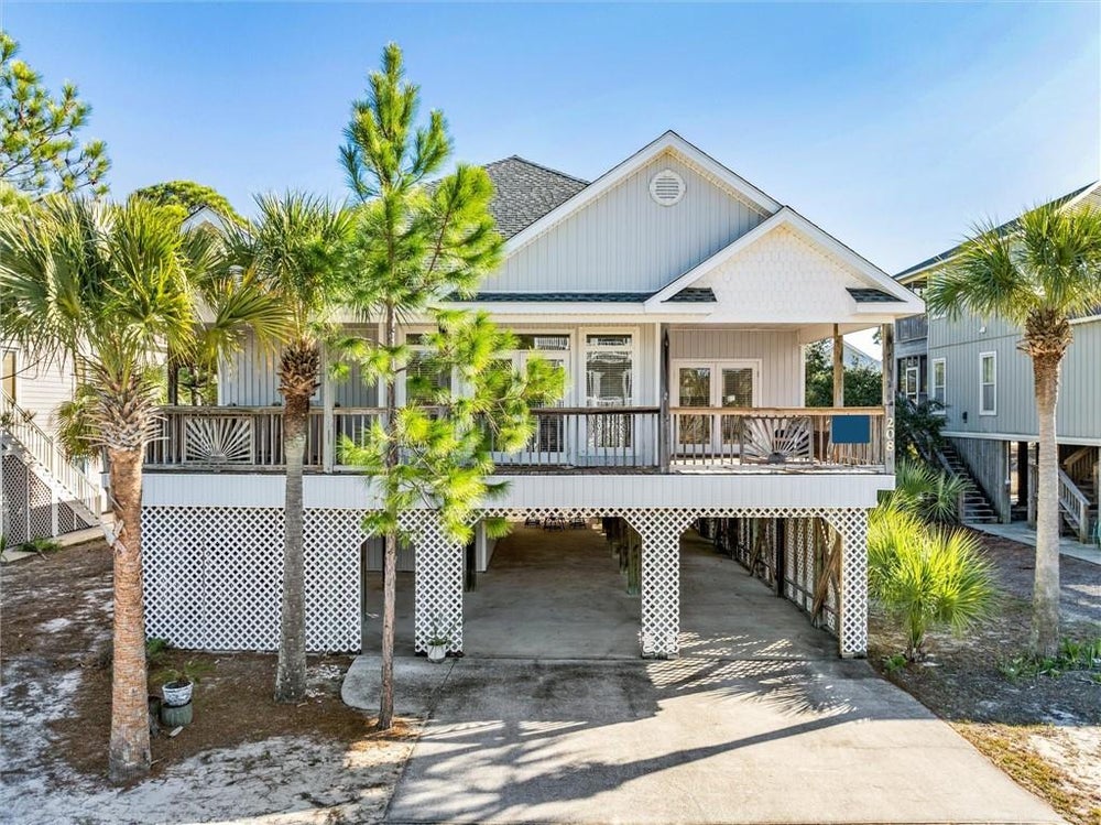 208 Isabella Court, Dauphin Island, AL 36528 BHGRE