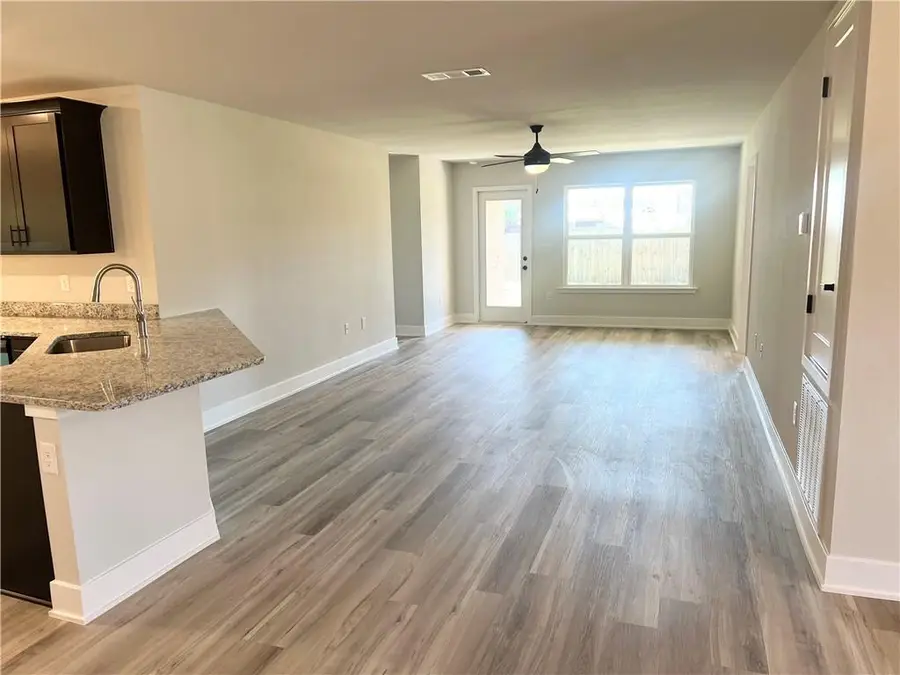 5235 Willard Drive N, Theodore, AL 36582 - Image #3