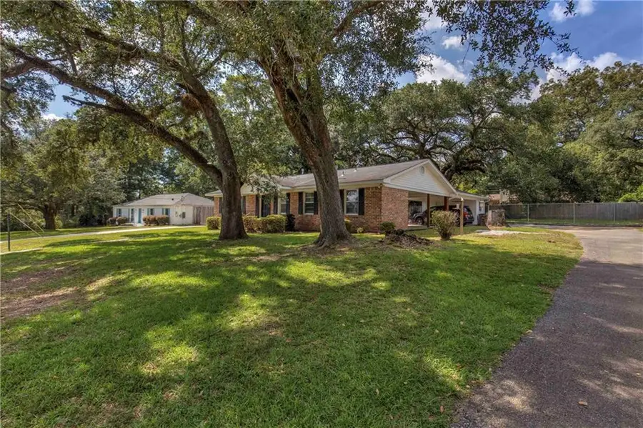 5114 Geoffrey Drive, Mobile, AL 36693 - #3