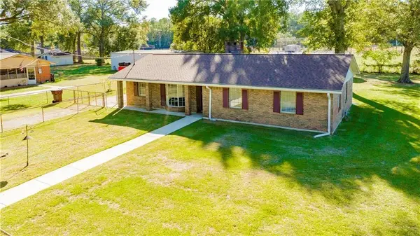 5859 Northgate Drive W, Satsuma, AL 36572