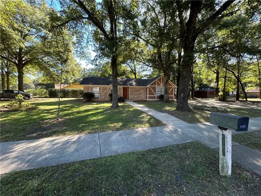 6158 Granada Avenue, Satsuma, AL 36572 - Image #2