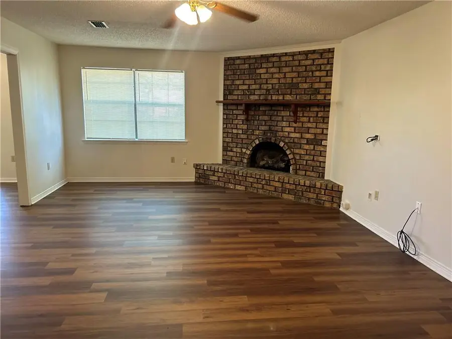 6158 Granada Avenue, Satsuma, AL 36572 - Image #3