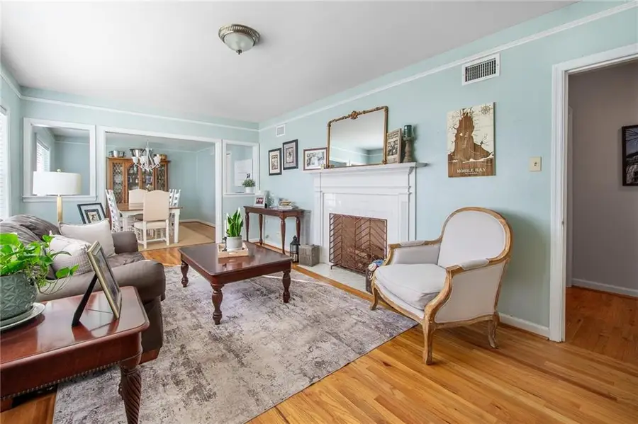 2858 Thornhill Drive, Mobile, AL 36606 - Image #2