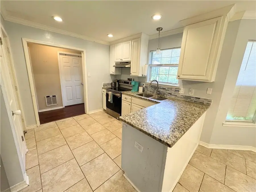 2705 Creek Bend Court, Mobile, AL 36695 - Image #2