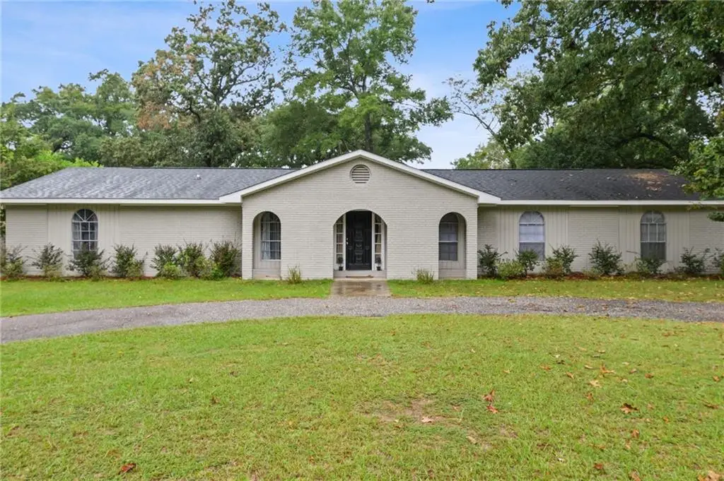 425 Oakmont Street, Saraland, AL 36571 - Image #1