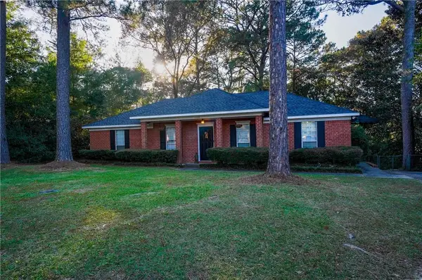 1779 Ranch House Drive, Semmes, AL 36575