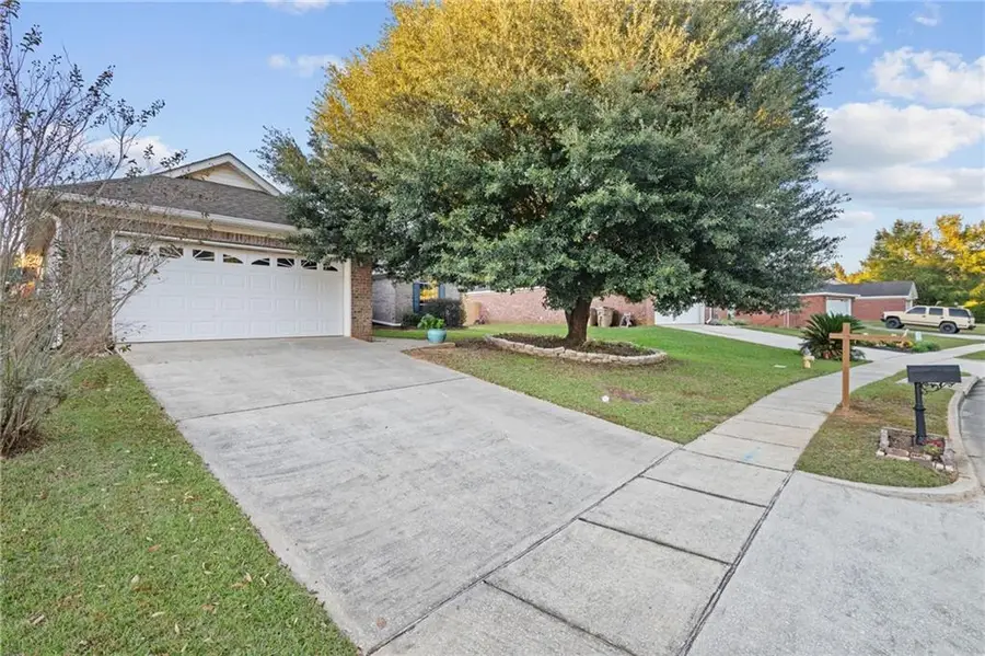 2196 Spring Grove E, Mobile, AL 36695 - Image #3