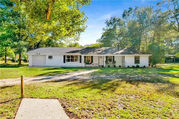 6551 Tung Avenue, Theodore, AL 36582