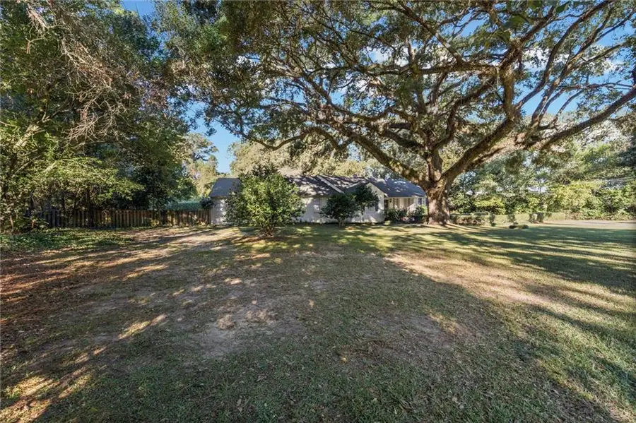 276 Dogwood Drive, Mobile, AL 36609 - Image #3