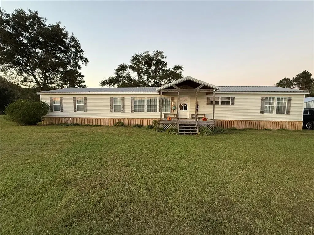 15220 Roland Davis Road N, Wilmer, AL 36587 - Image #1