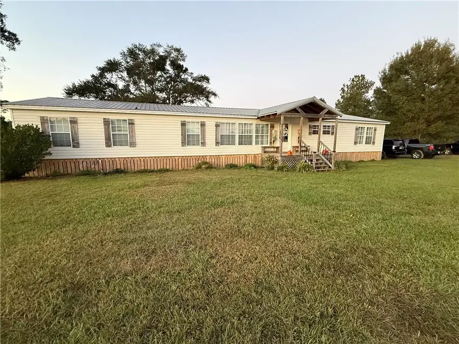 15220 Roland Davis Road N, Wilmer, AL 36587 - Image #2