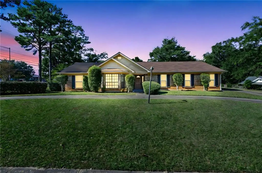 624 Highland Woods Drive E, Mobile, AL 36608 - Image #1