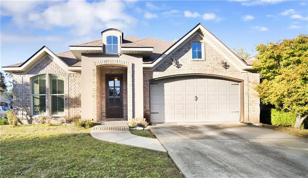 6144 Louise Place E, Mobile, AL 36609 - Image #1