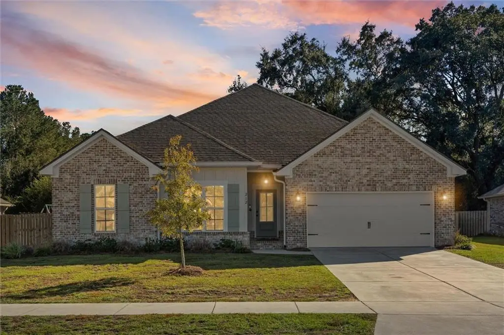 212 Ornate Avenue, Fairhope, AL 36532 - Image #1