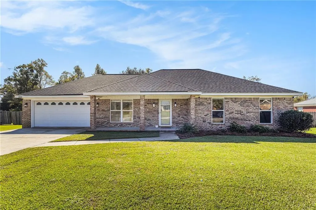19870 Southfield Drive, Robertsdale, AL 36567 - Image #1