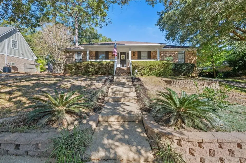 6232 Southridge Drive N, Mobile, AL 36693 - Image #1