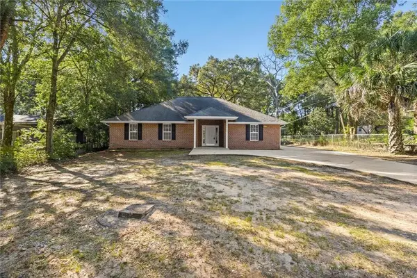 5413 Greenleaf Road, Mobile, AL 36693