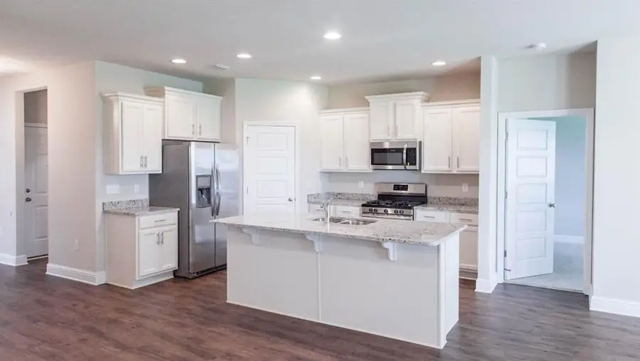 7328 Hawkins Manor N, Mobile, AL 36695 - Image #2