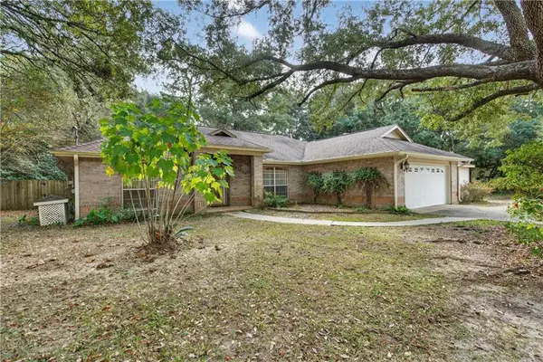 32884 Bay Drive W, Lillian, AL 36549