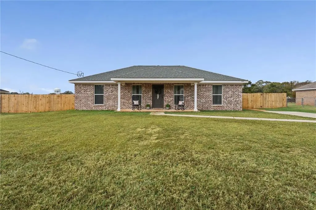 10979 Brighton Drive E, Chunchula, AL 36521 - Image #1