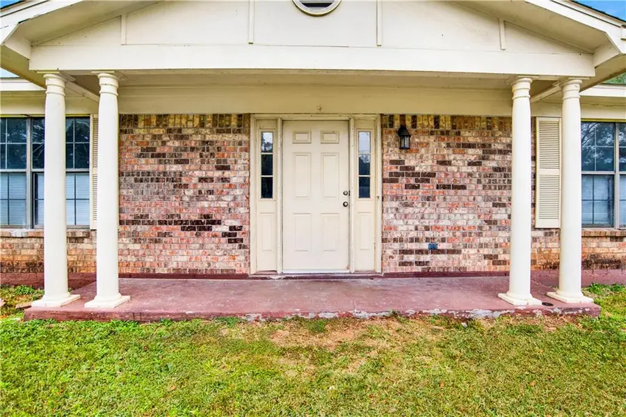 4770 Sharpless Drive E, Eight Mile, AL 36613 - Image #3