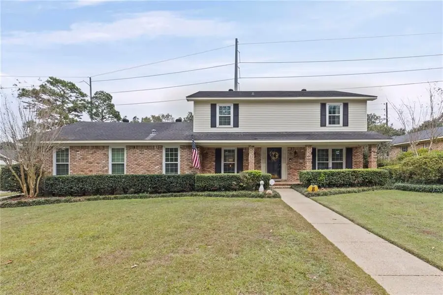 5709 Vendome Drive S, Mobile, AL 36609 - Image #2