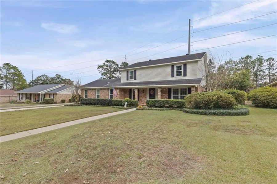 5709 Vendome Drive S, Mobile, AL 36609 - Image #3