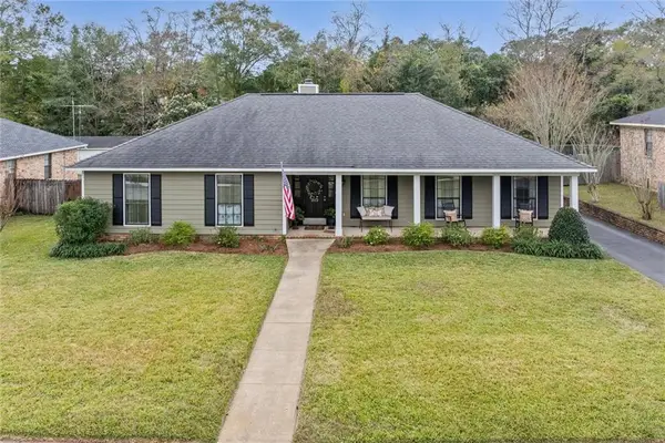 2112 Pine Needle Drive E, Mobile, AL 36609