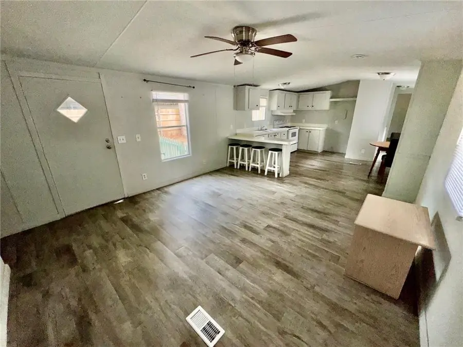 1561 Valencia Drive, Lillian, AL 36549 - Image #3