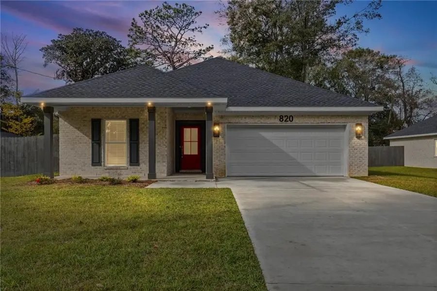 820 Wildwood Drive, Mobile, AL 36693 - Image #2