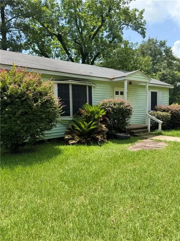 19470 4th Street N, Citronelle, AL 36522