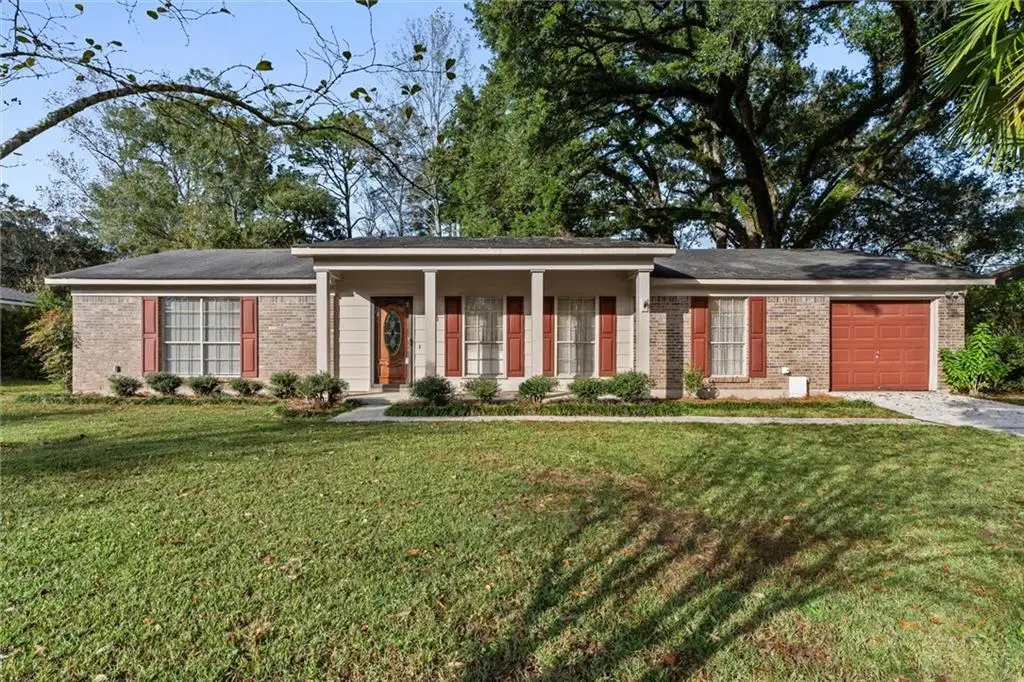 6008 Booker Circle, Mobile, AL 36693 - Image #1