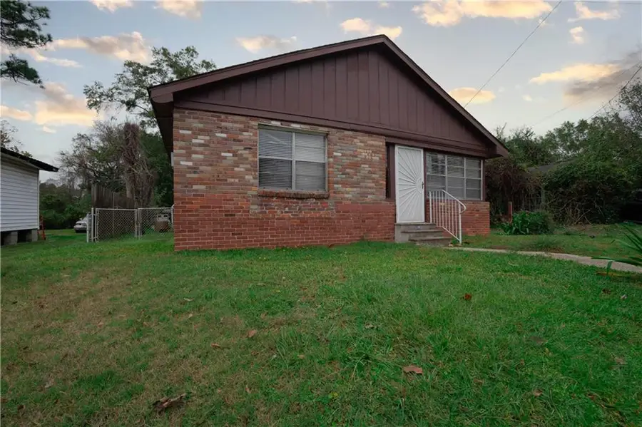 1012 Lincoln Street, Mobile, AL 36610 - Image #2