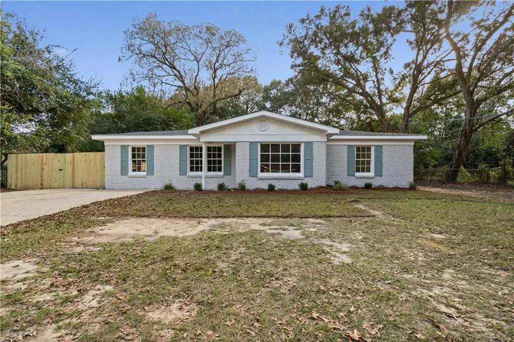 7181 Peachtree Lane N, Mobile, AL 36618 - Image #1