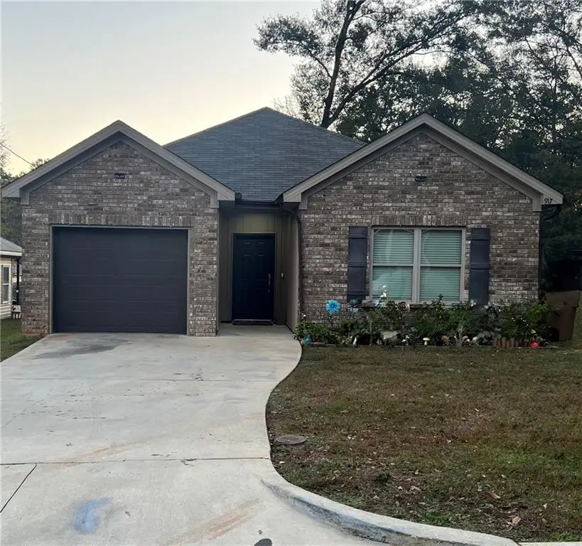 917 Louise Avenue, Mobile, AL 36609 - Image #1