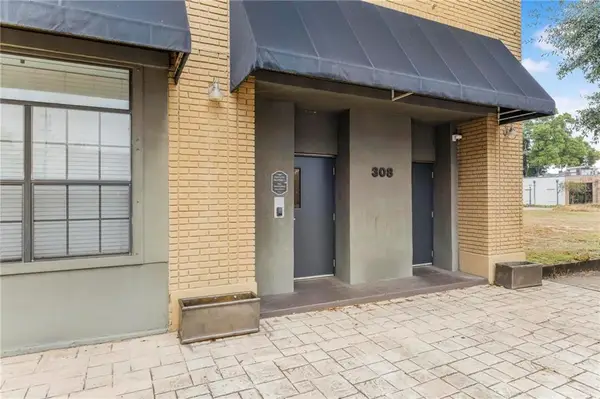 308 St Louis Street #112, Mobile, AL 36602