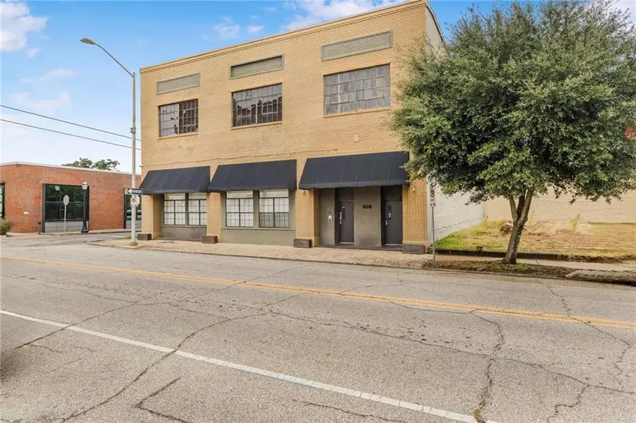 308 St Louis Street #112, Mobile, AL 36602 - Image #2