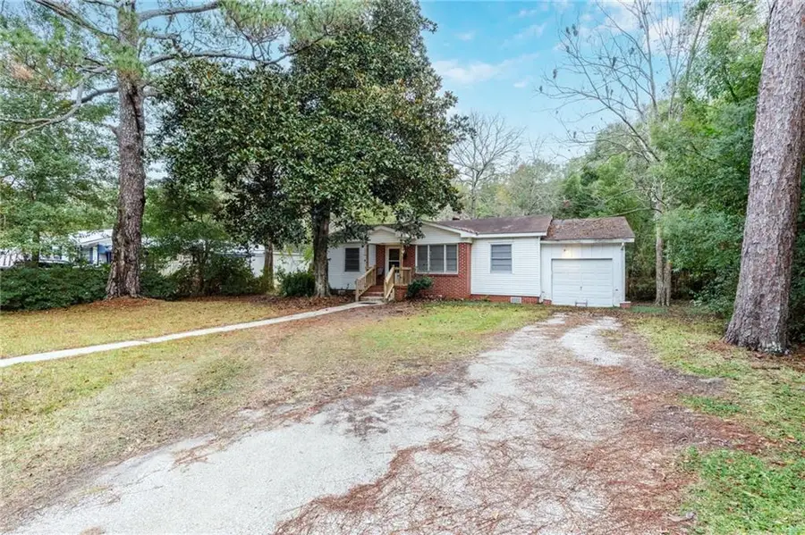 2501 Robin Hood Drive, Mobile, AL 36605 - Image #2