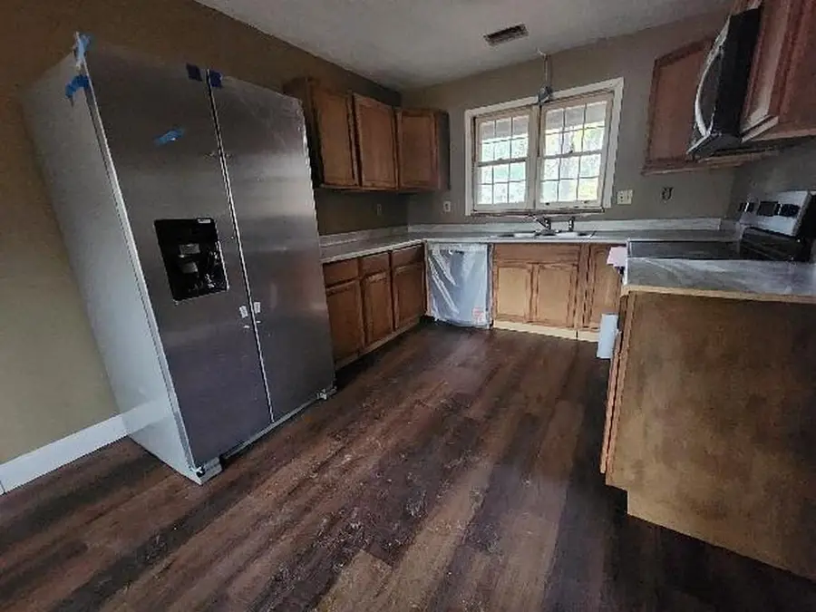 2401 Huffman Drive E, Mobile, AL 36693 - Image #2