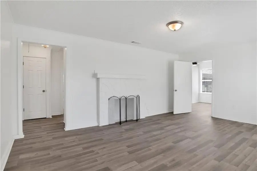 552 Kansas Street, Chickasaw, AL 36611 - Image #3