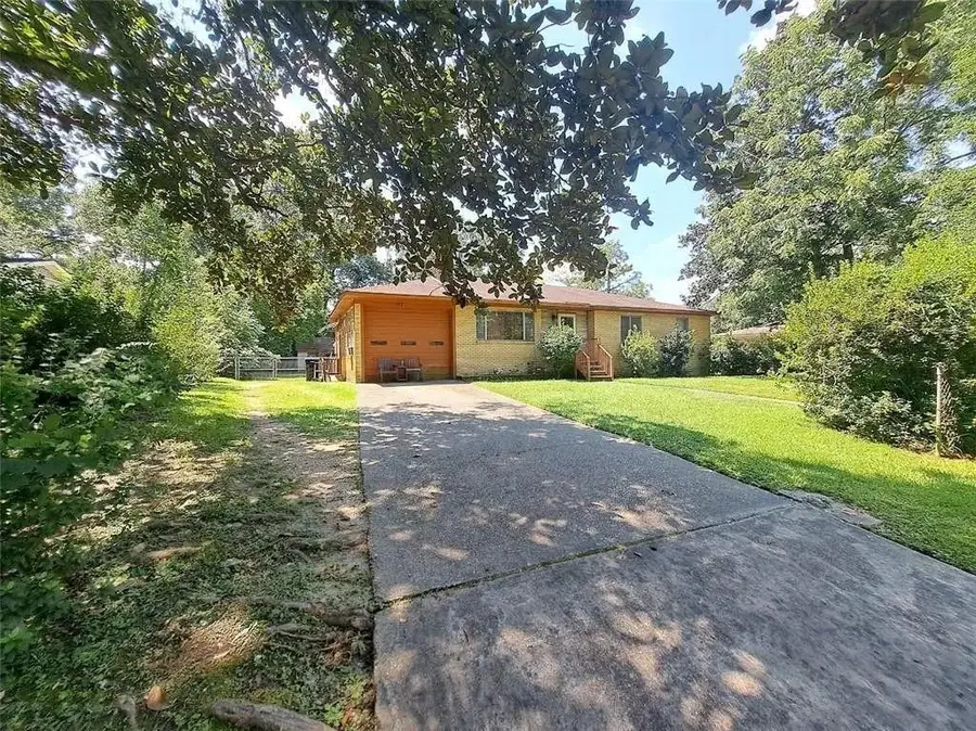 117 Idlewood Drive, Chickasaw, AL 36611 - Image #2