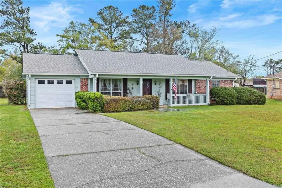 49 Magnolia Circle, Foley, AL 36535 - Image #2