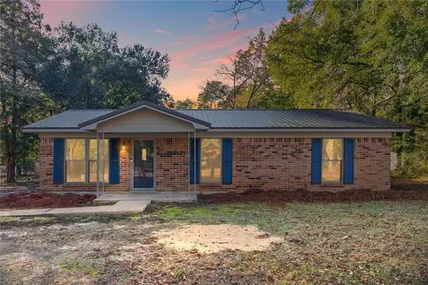 9085 Paula Drive, Semmes, AL 36575